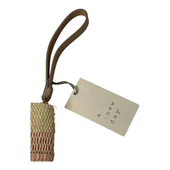 A New Day Pink Plaid Large Raffia Wristlet Clutch Purse 11.5x8 Bow MSRP$20 - Picture 6 of 10